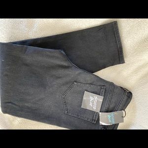 Size 10, NWT Studio Blue black jeans